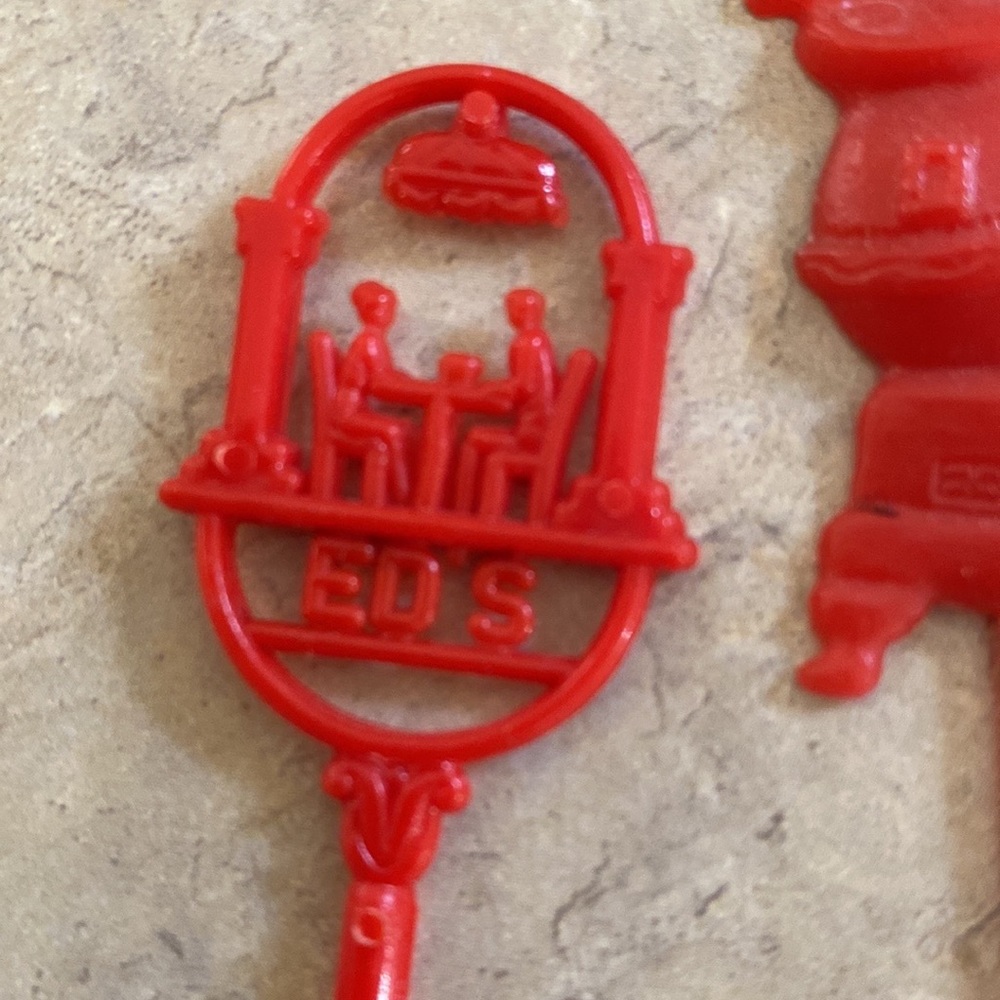 Vintage retro lot of plastic swizzle sticks from the 80’s